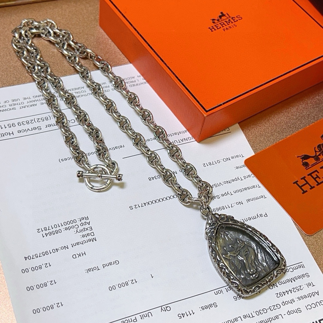 H**me5 necklace, H**me5 necklace series jewelry, imported and customized. High-end chain, classic match, a must-have for men and women!