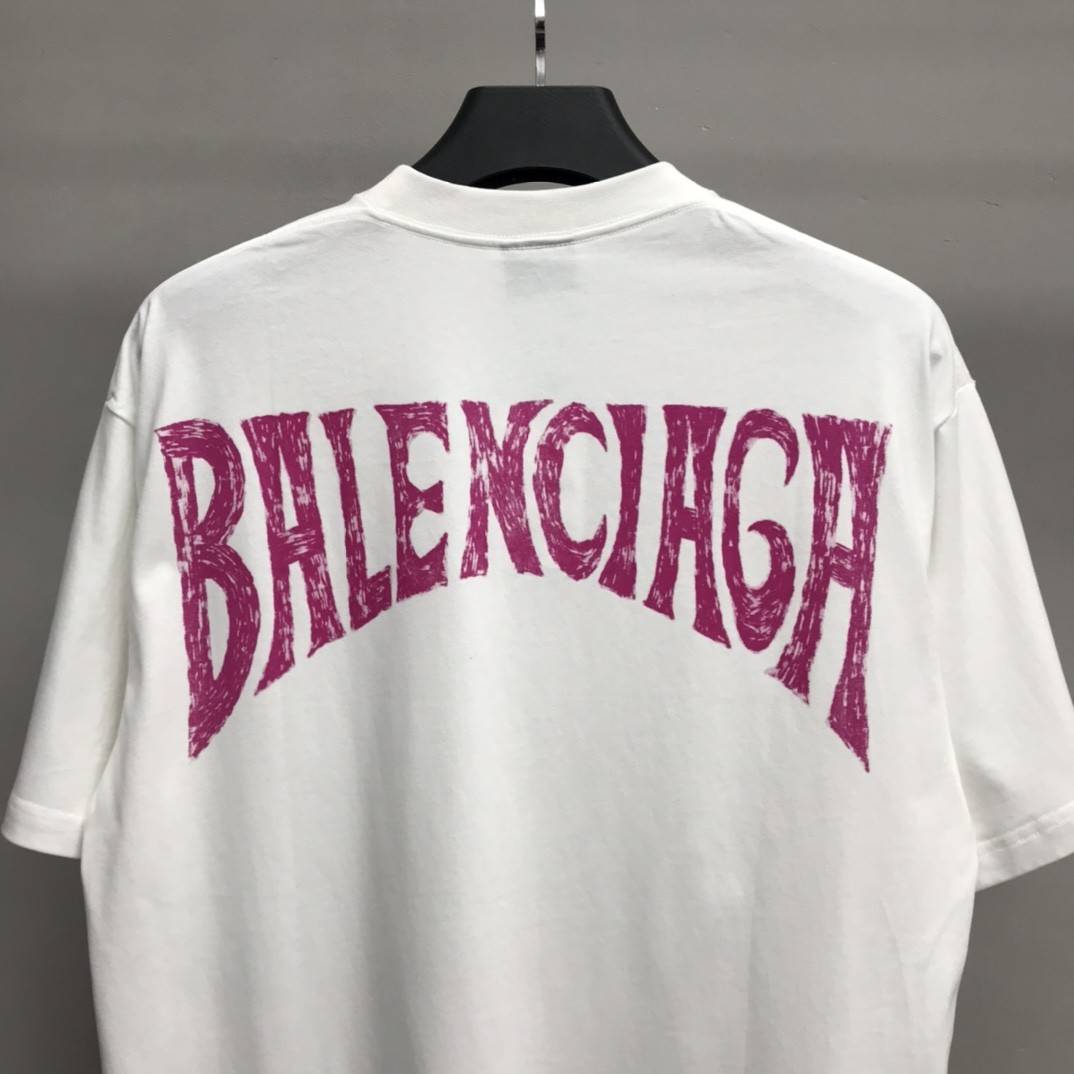 Ba1en*iaga graffiti T-shirt