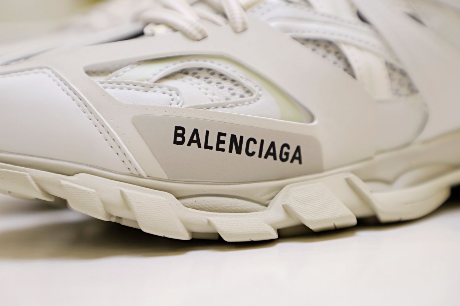 Ba1en*iaga TRACK TRAINER