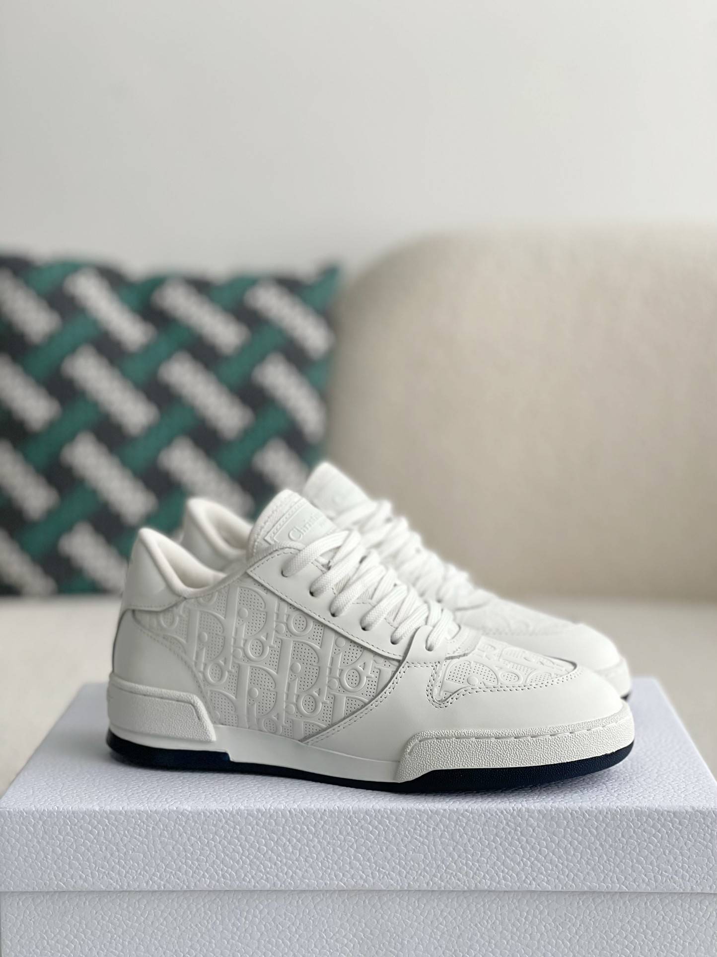 D*OR  Sneaker