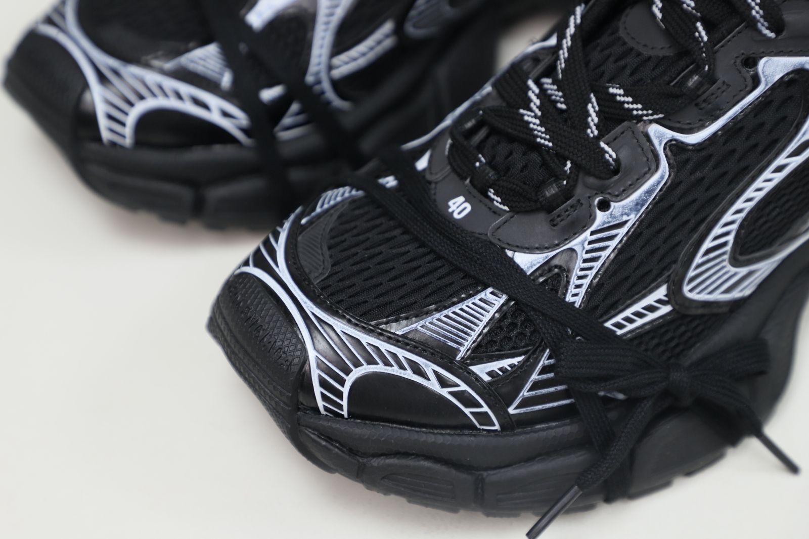 Ba1en*iaga PHANTOM SNEAKER
