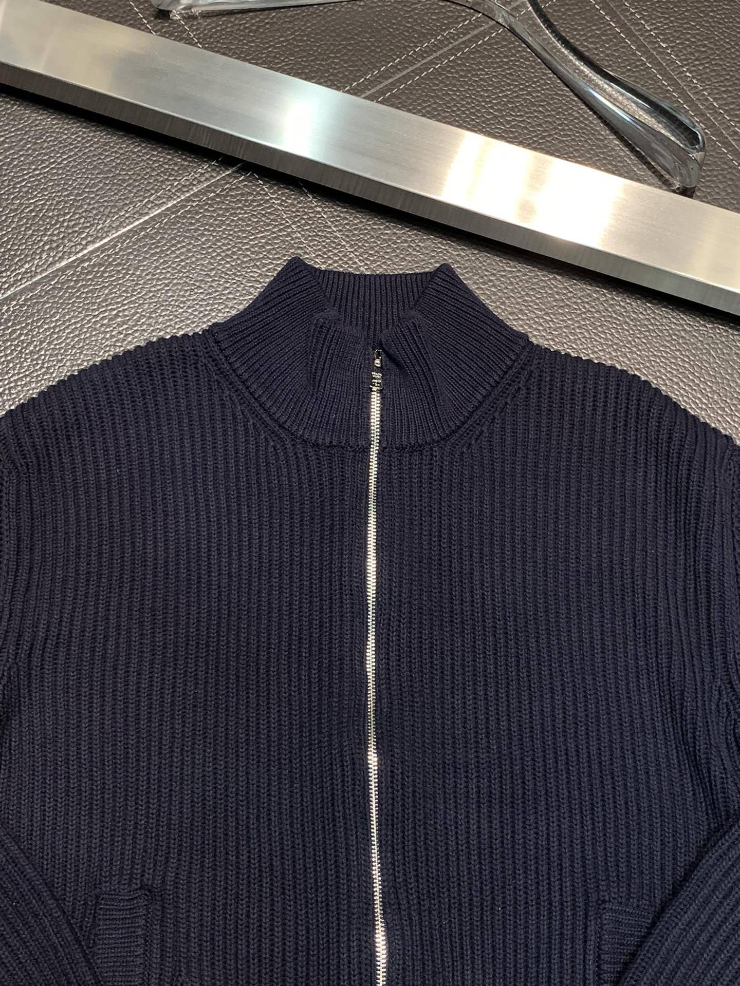 Pra*a knitted sweater jacket