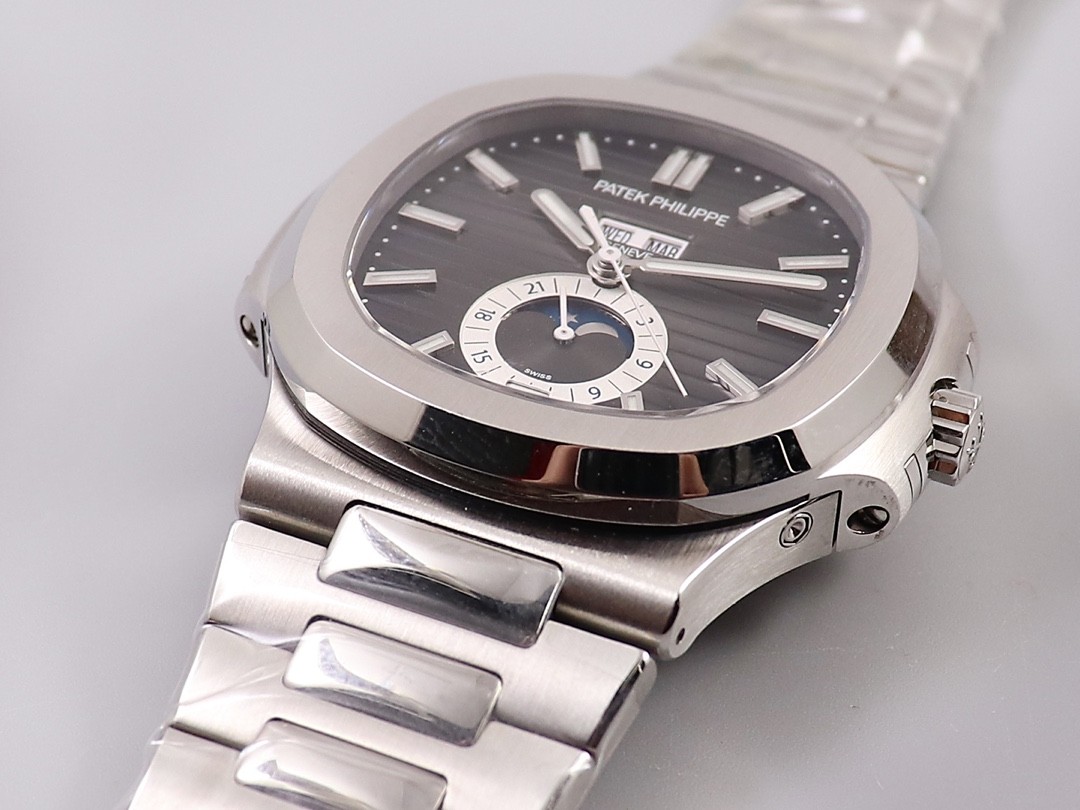 Pat*k Phi1i*pe 5726 series watch
