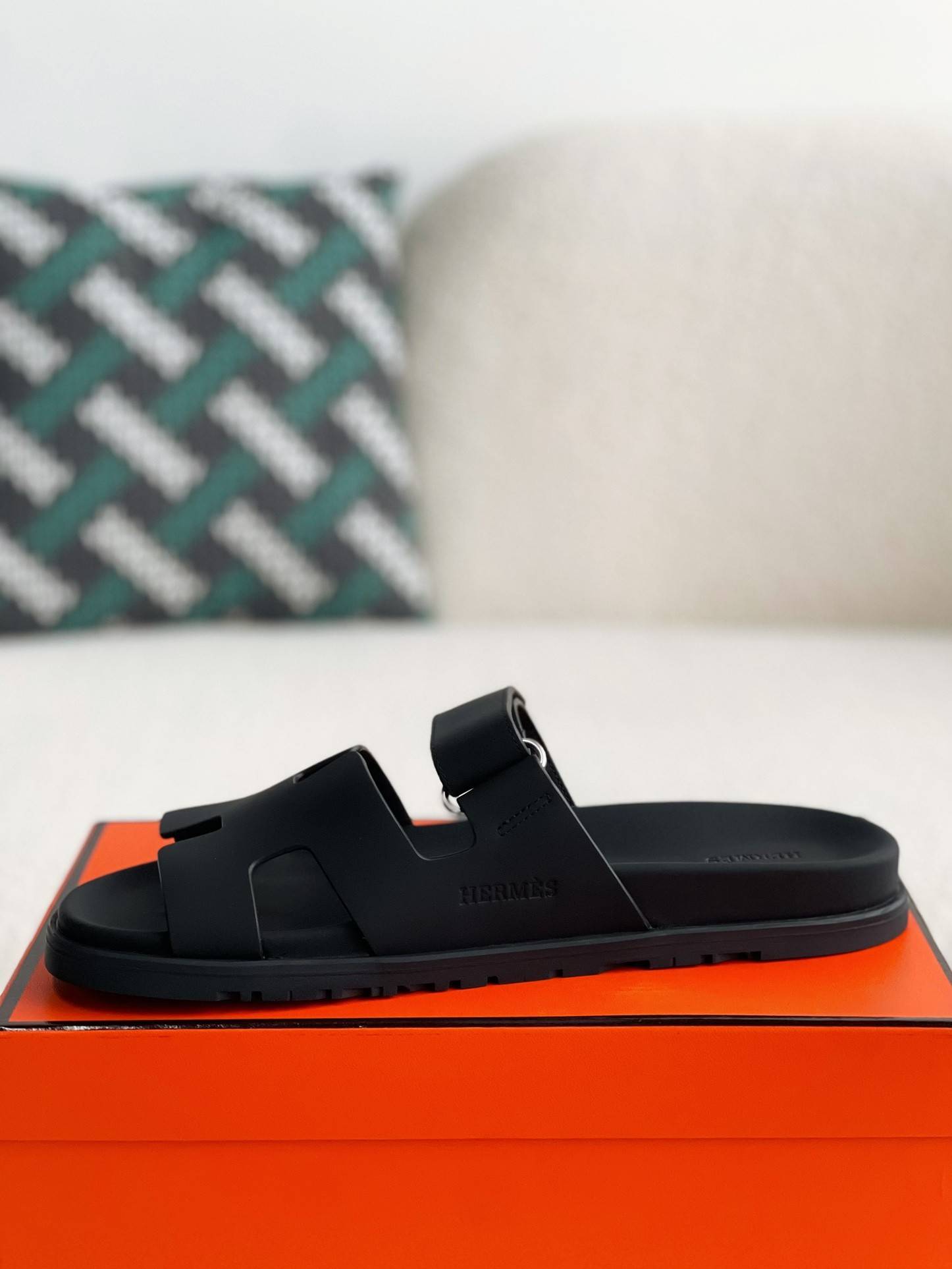 H**me5 zmir sandal