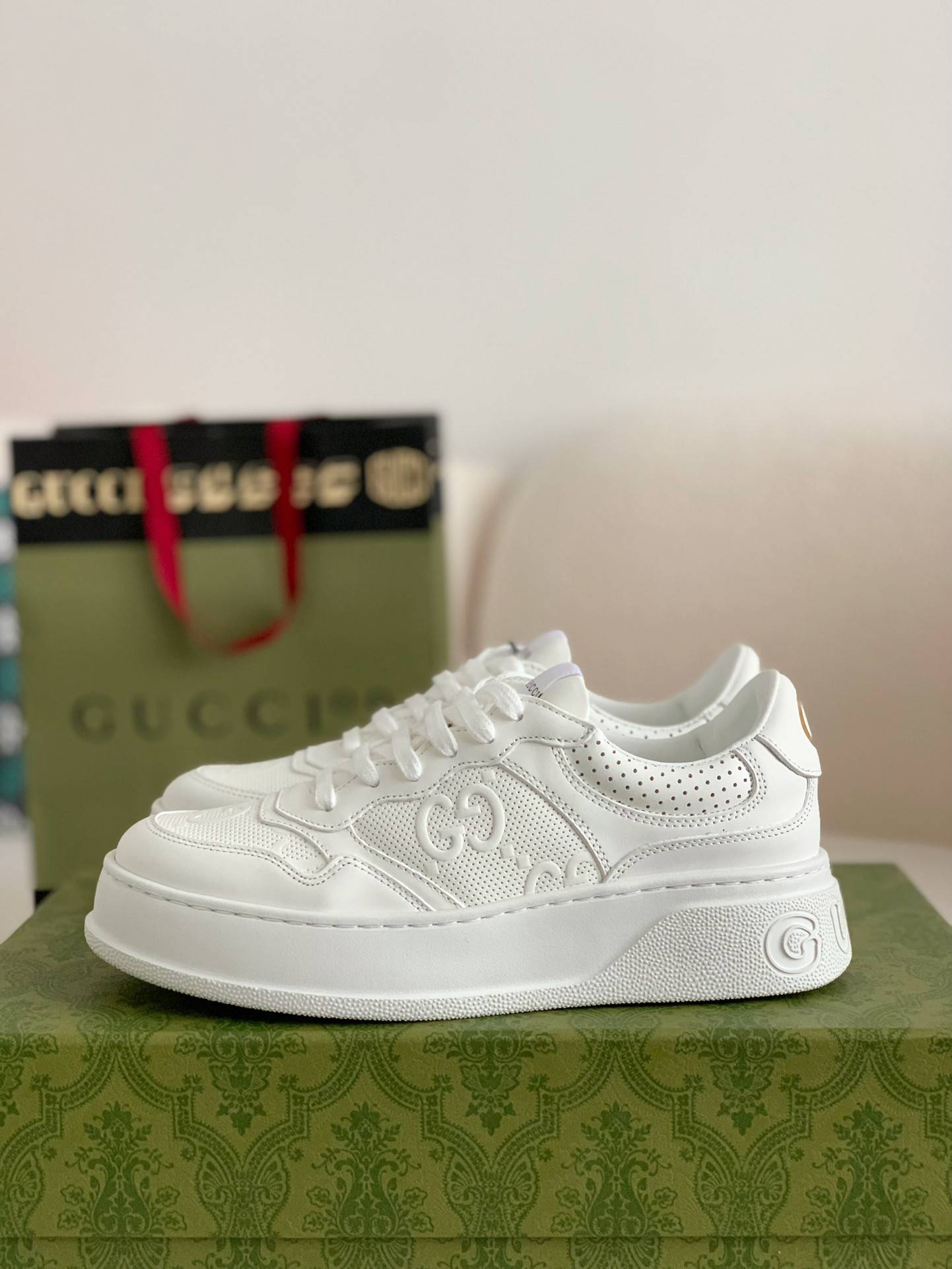 GU*Isneakers Cowhide