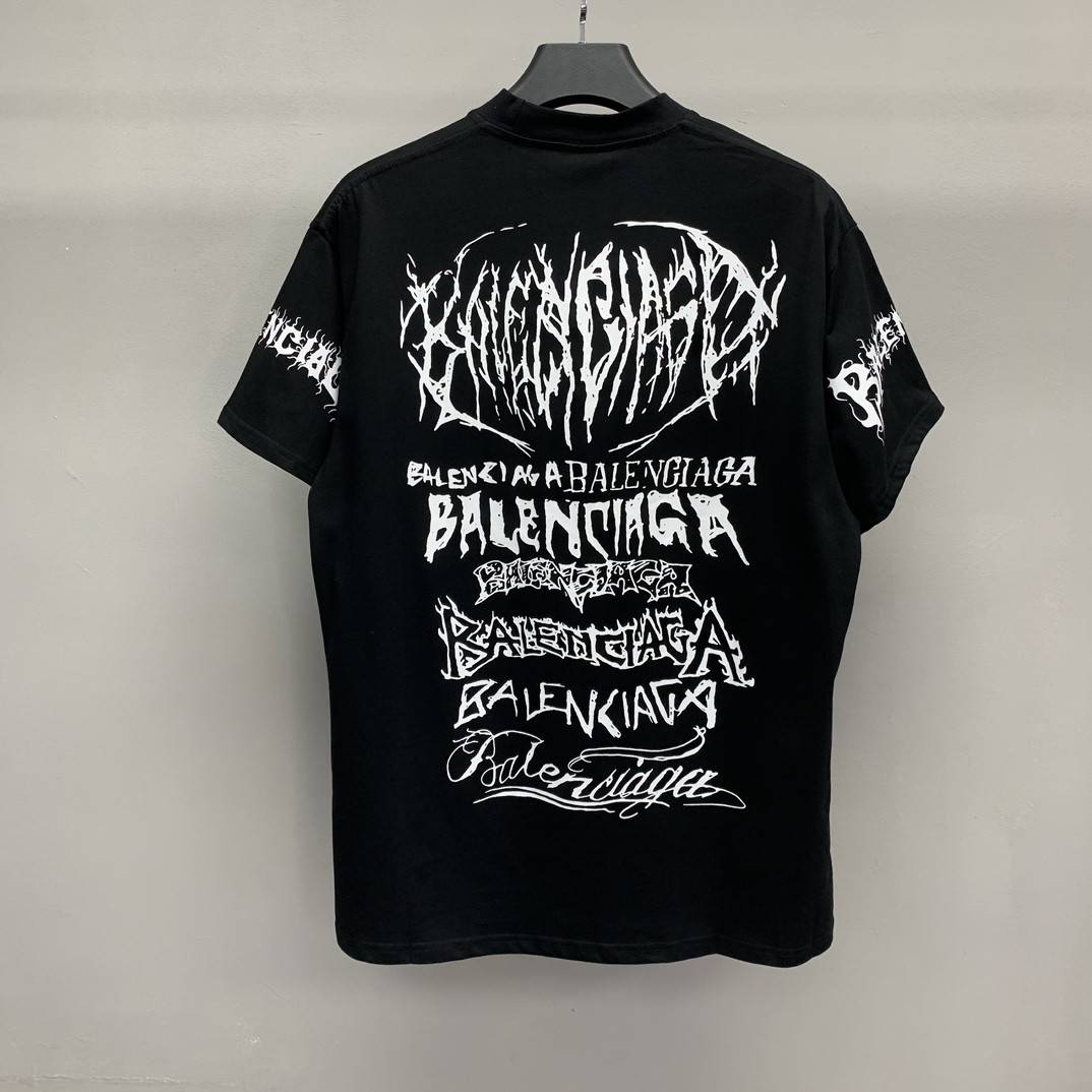 Ba1en*iaga doodle year of the Dragon Alphabet T-shirt