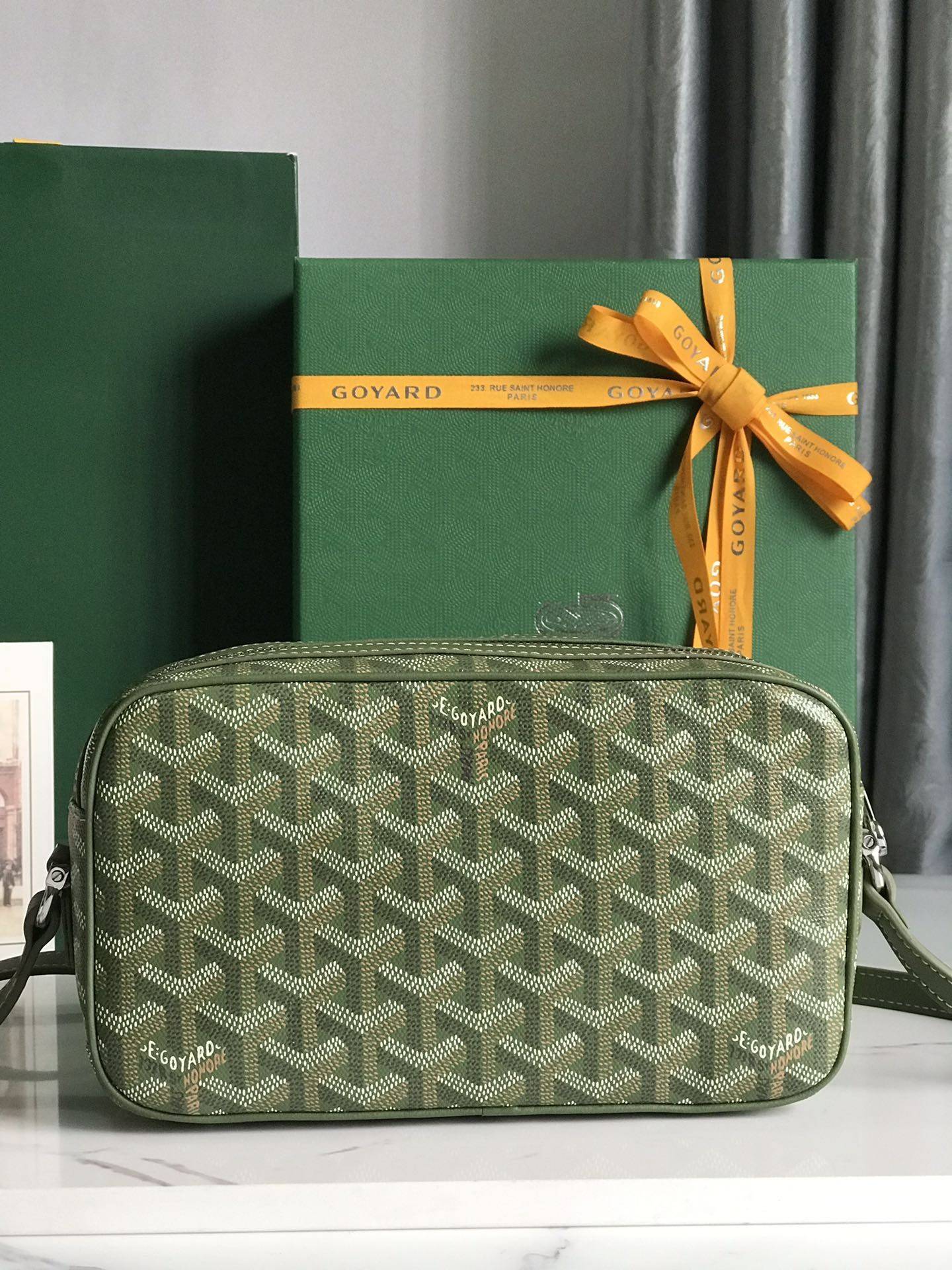 G09ard 2023 brand new Khaki Green Cap-Vert camera bag Size: 22 * 13 * 6.5cm