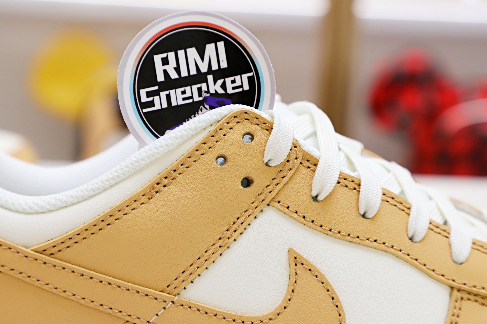 WMNS DUNK LOW
