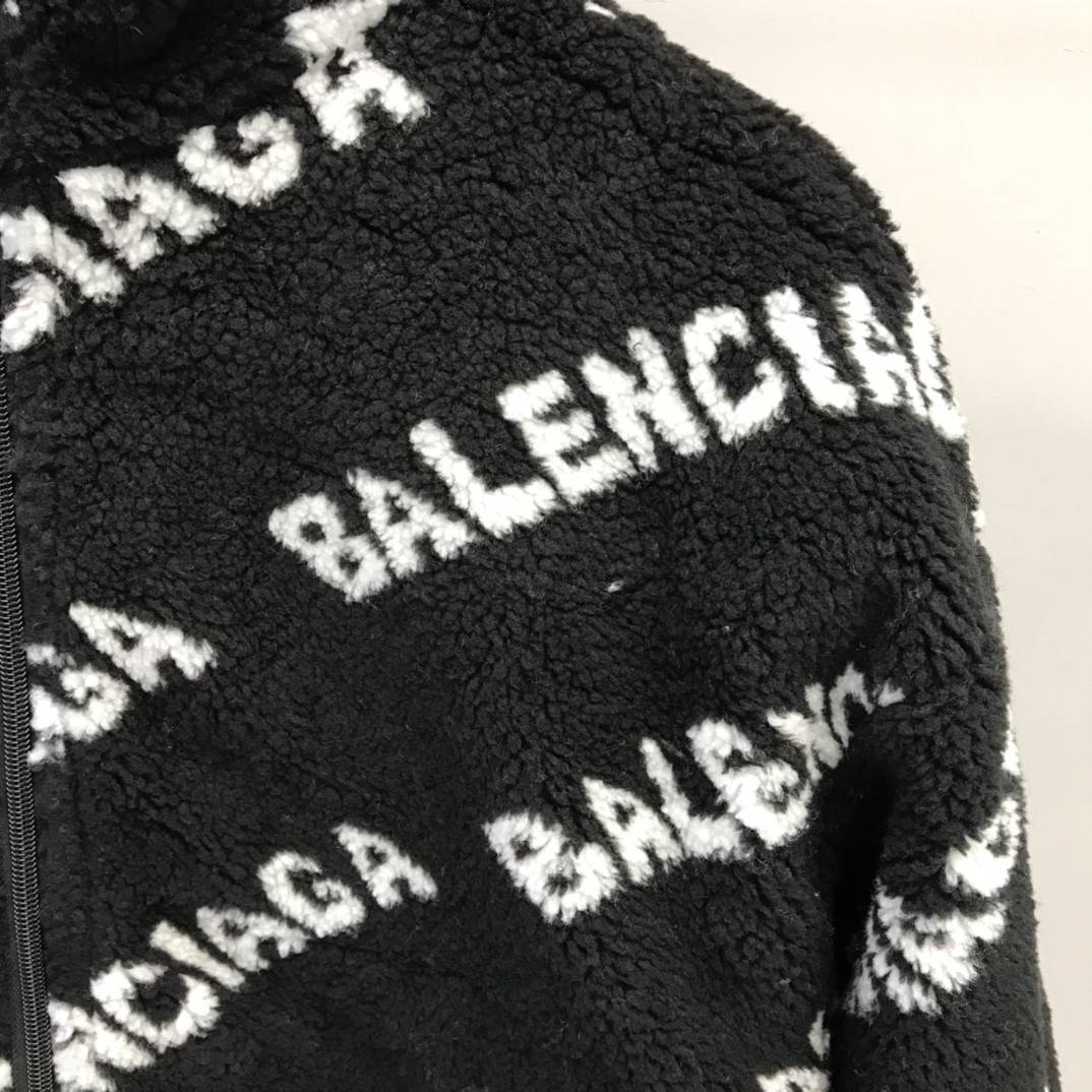 Ba1en*iaga lambskin jacket