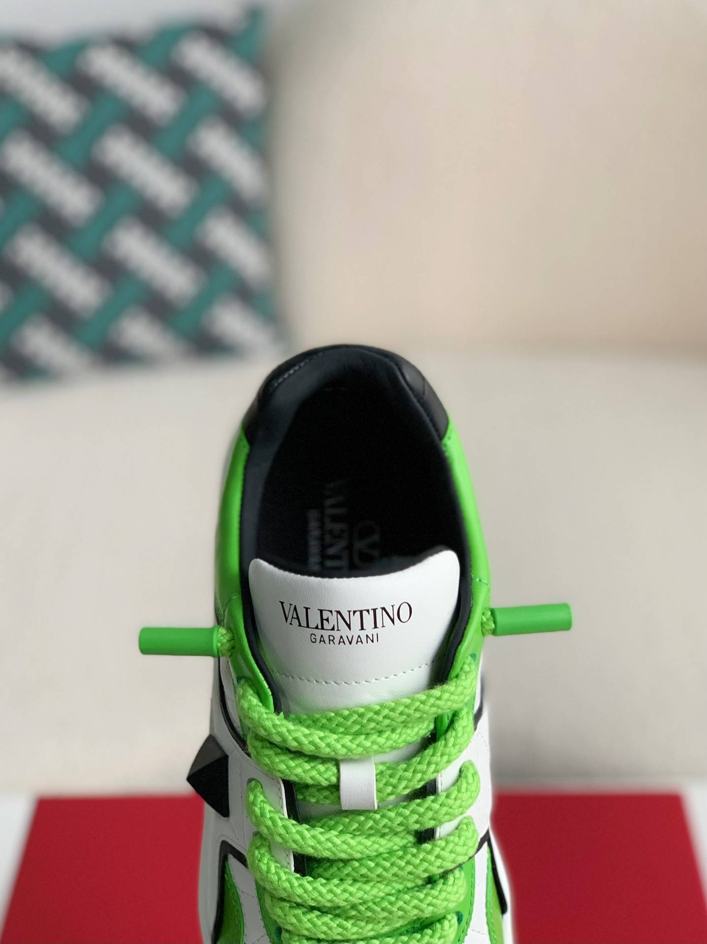 Va1e*ntin0 One Stud Sneakers