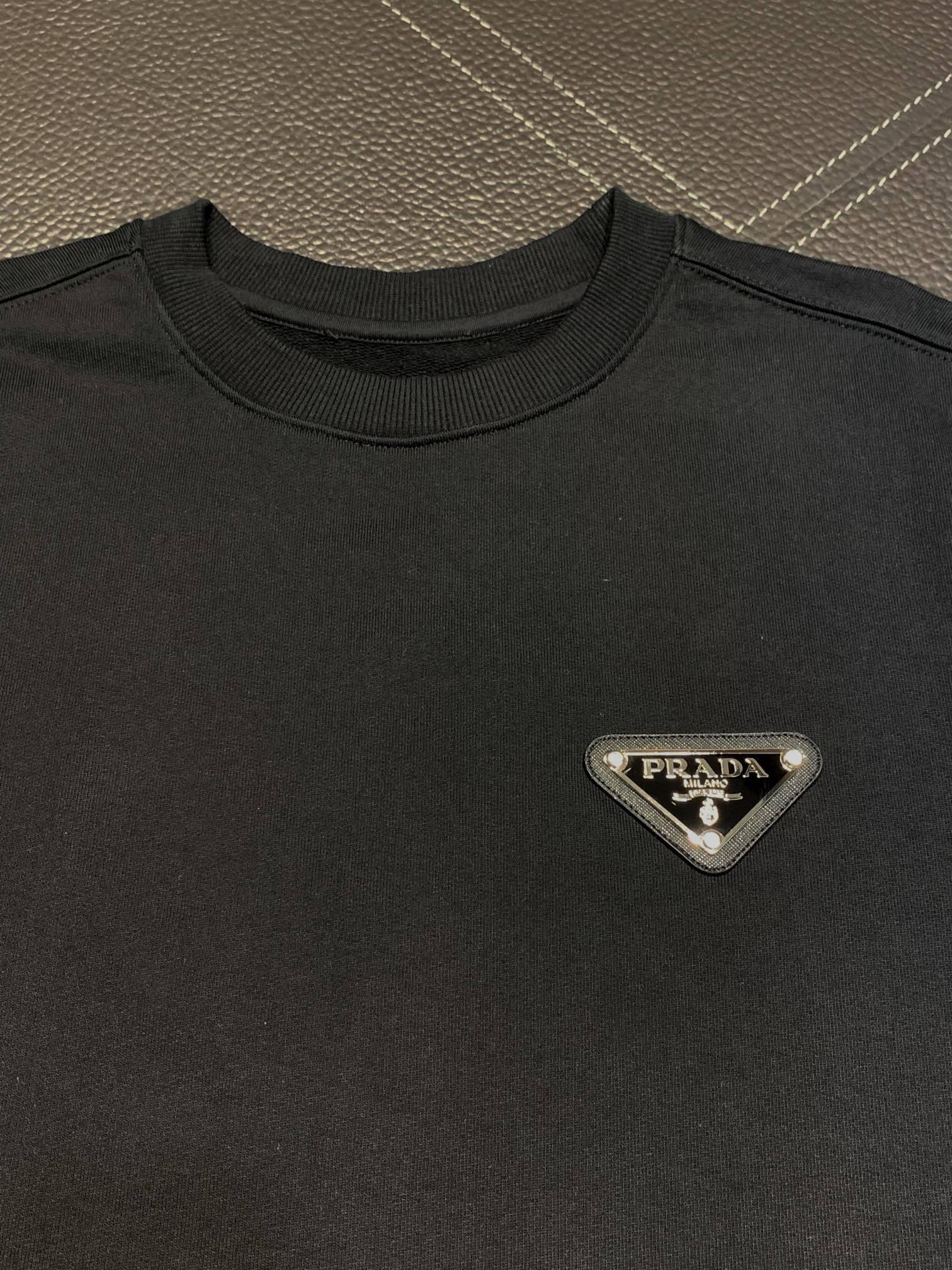 Pra*a casual sweatshirt