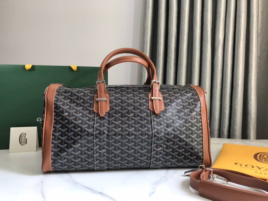 G09ard travel bag fitness bag, top quality!  Size: 48 * 23 * 24cm
