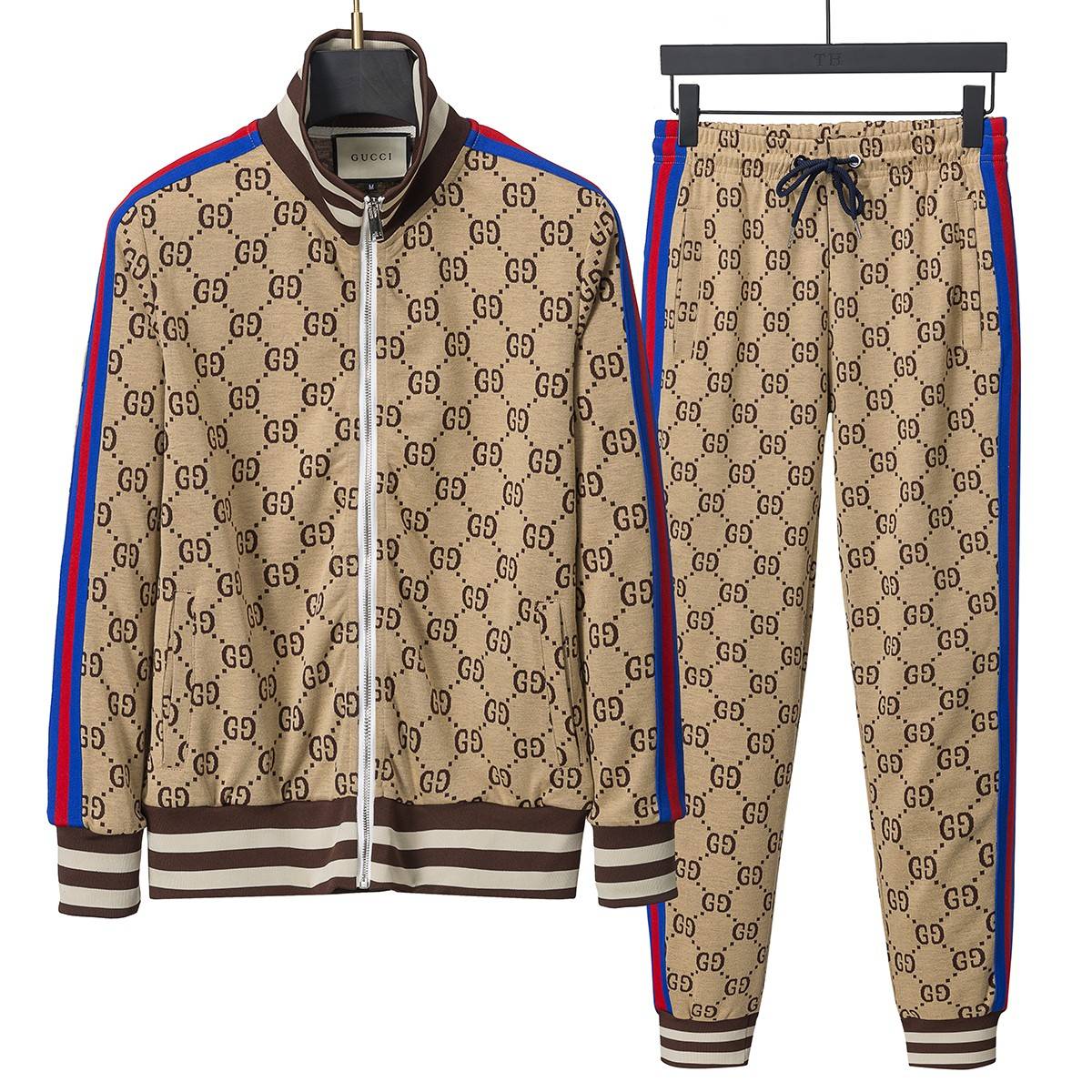 Gvc*1 casual suit