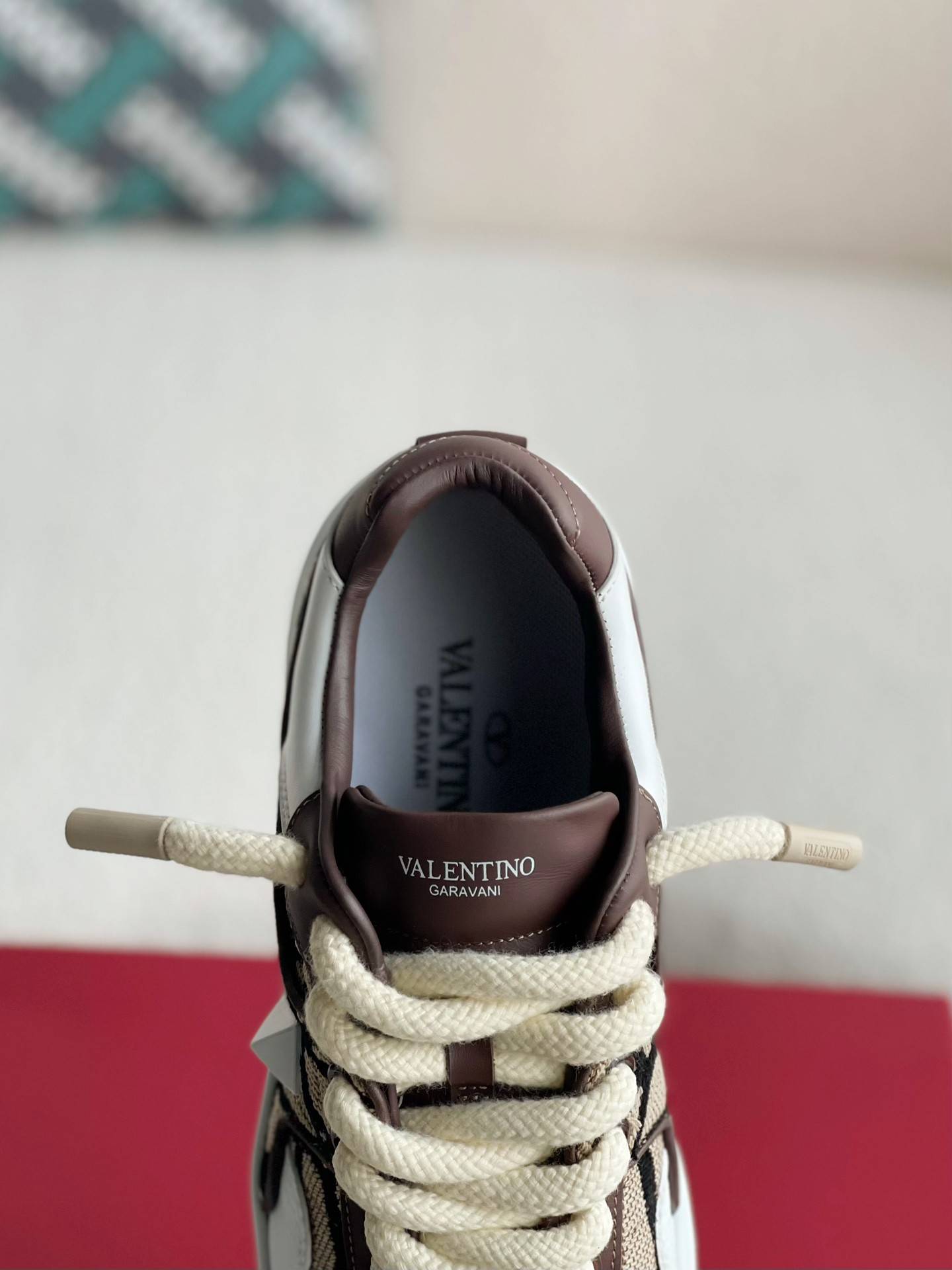 Va1e*ntin0 One Stud Sneakers