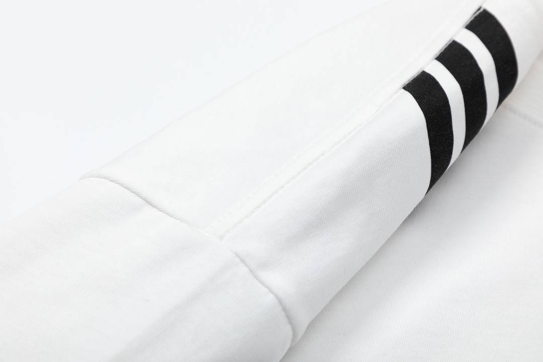 Gvc*1 23SS double G vertical stripe foam printed t-shirt