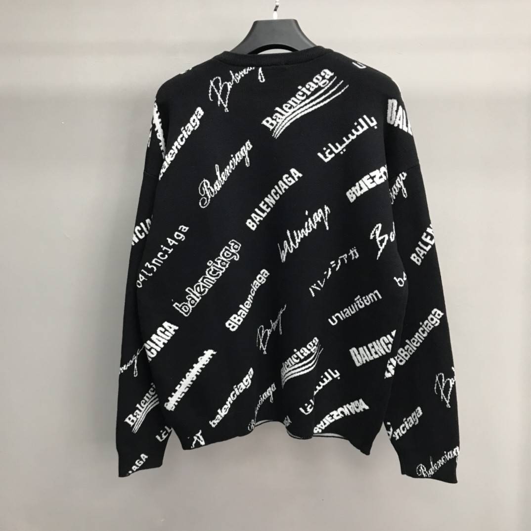 Ba1en*iaga letter sweater