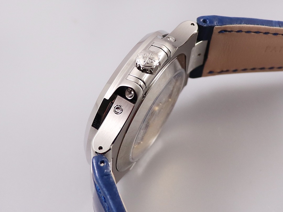 Pat*k Phi1i*pe 5726 series watch