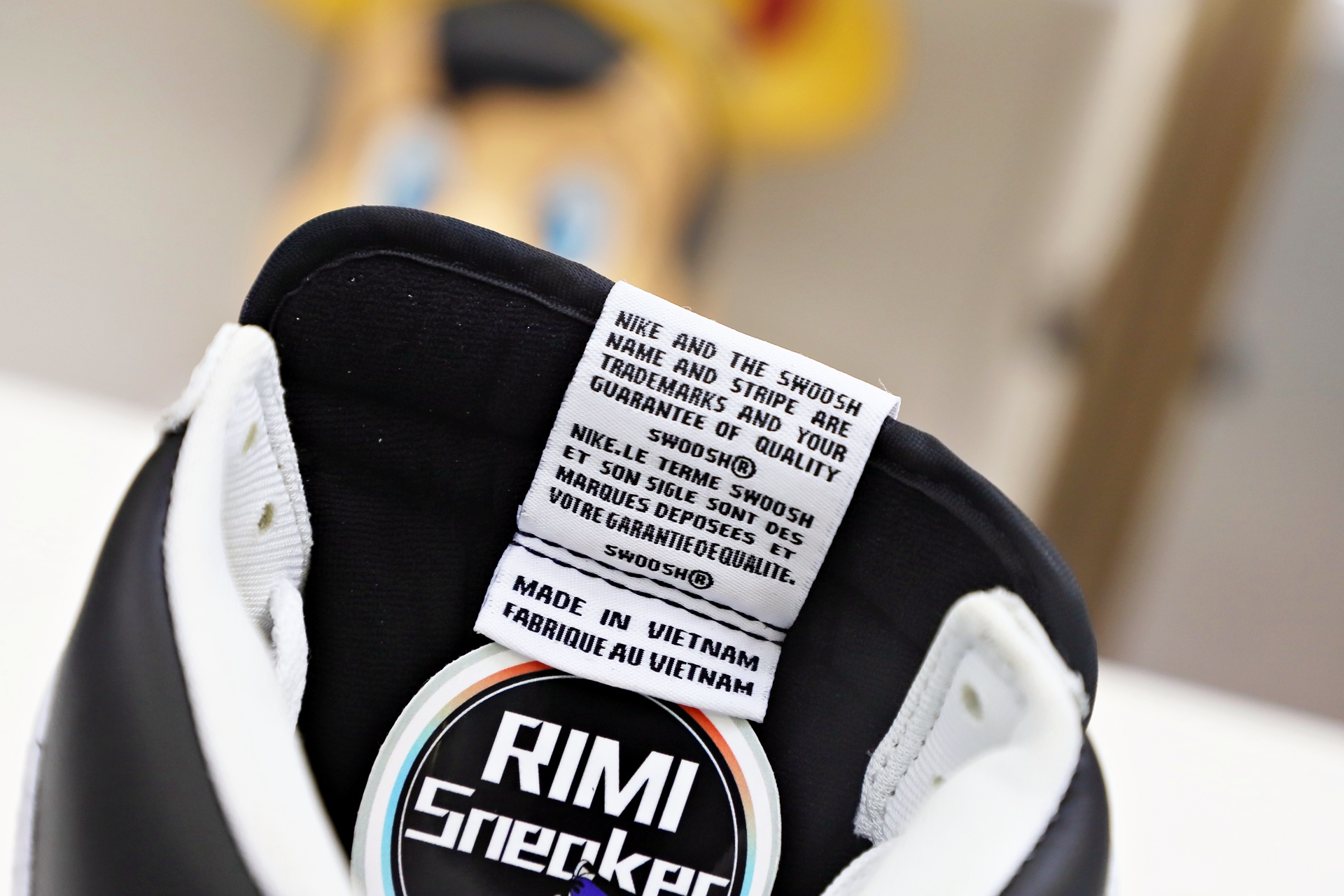 NIKE SB DUNK HIGH Svp*me BY ANY MEANS