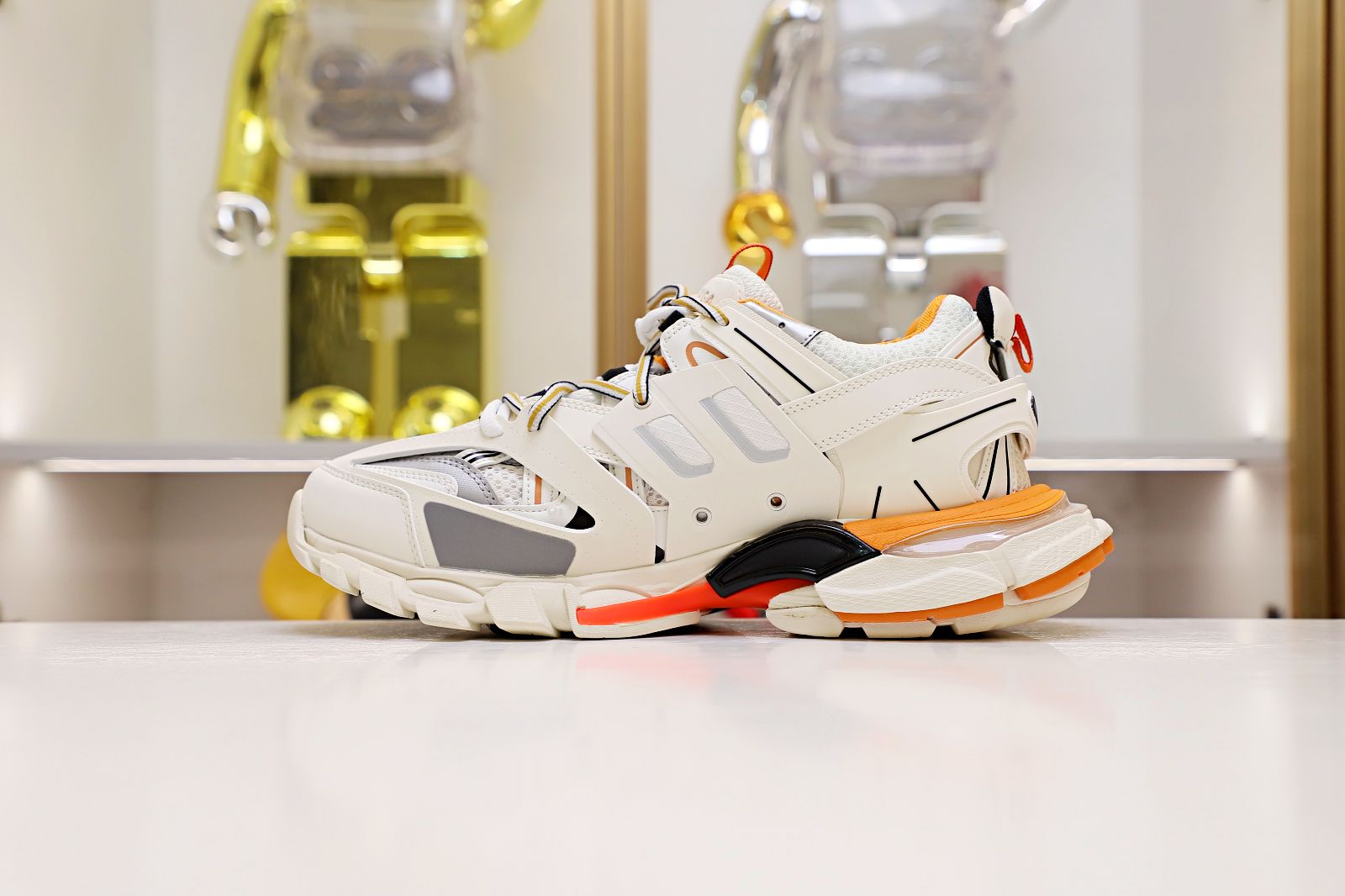 Ba1en*iaga TRACK TRAINER