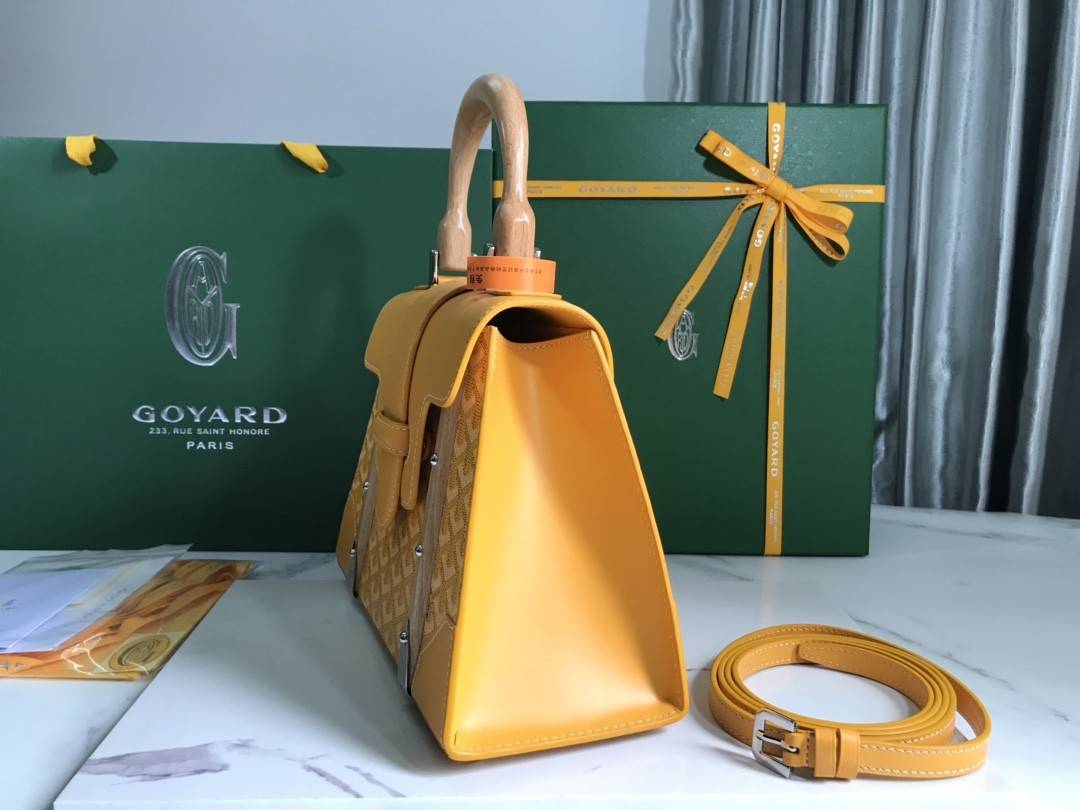 G09ard Saigon PM small bag, top quality!   Size: 28 * 20 * 12cm
