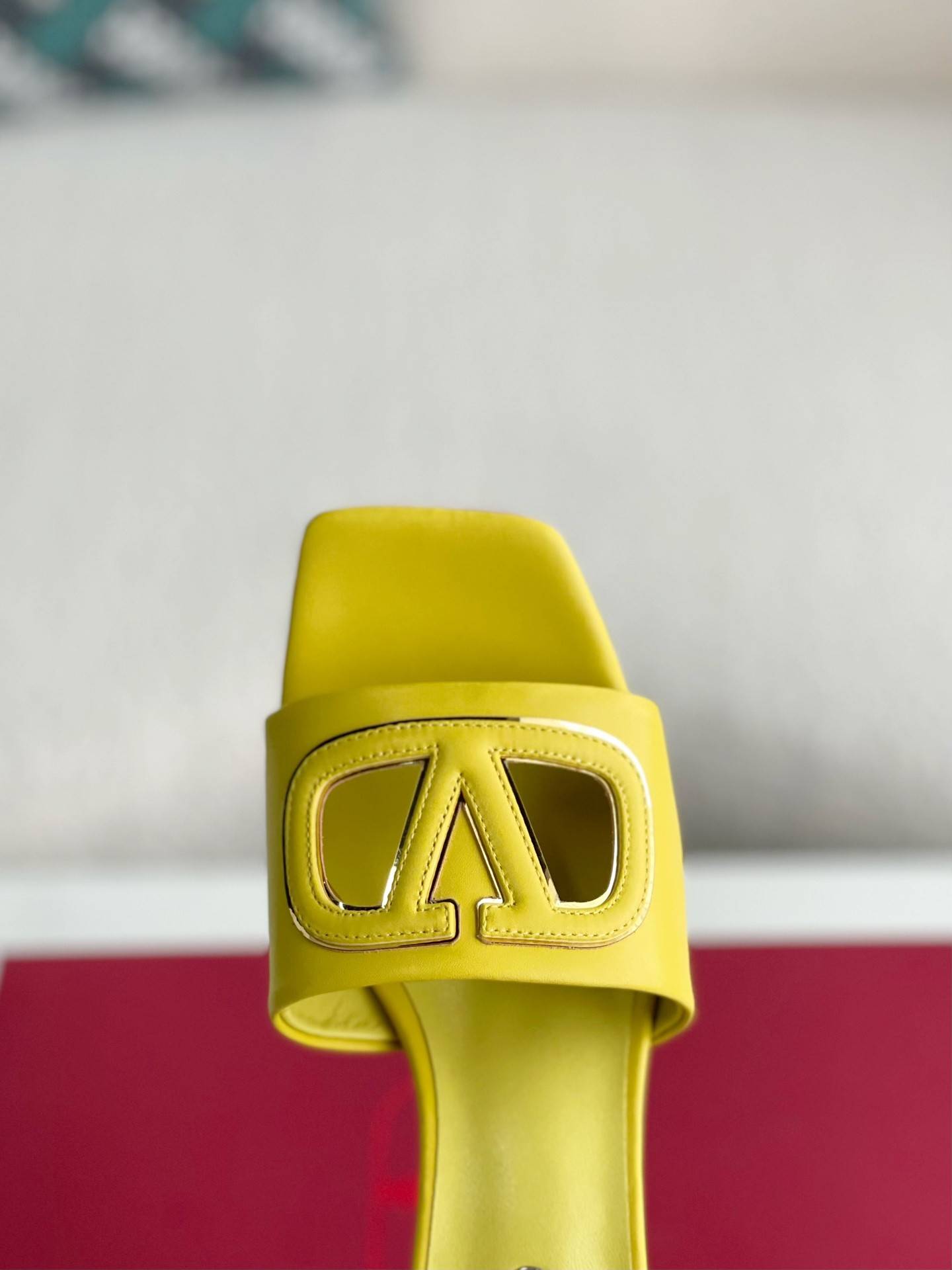 Va1e*ntin0 Summer high-heeled sandals