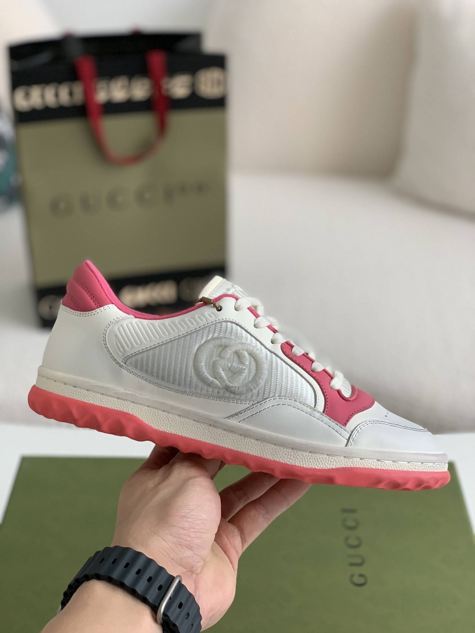GU*IMac80 Sneakers