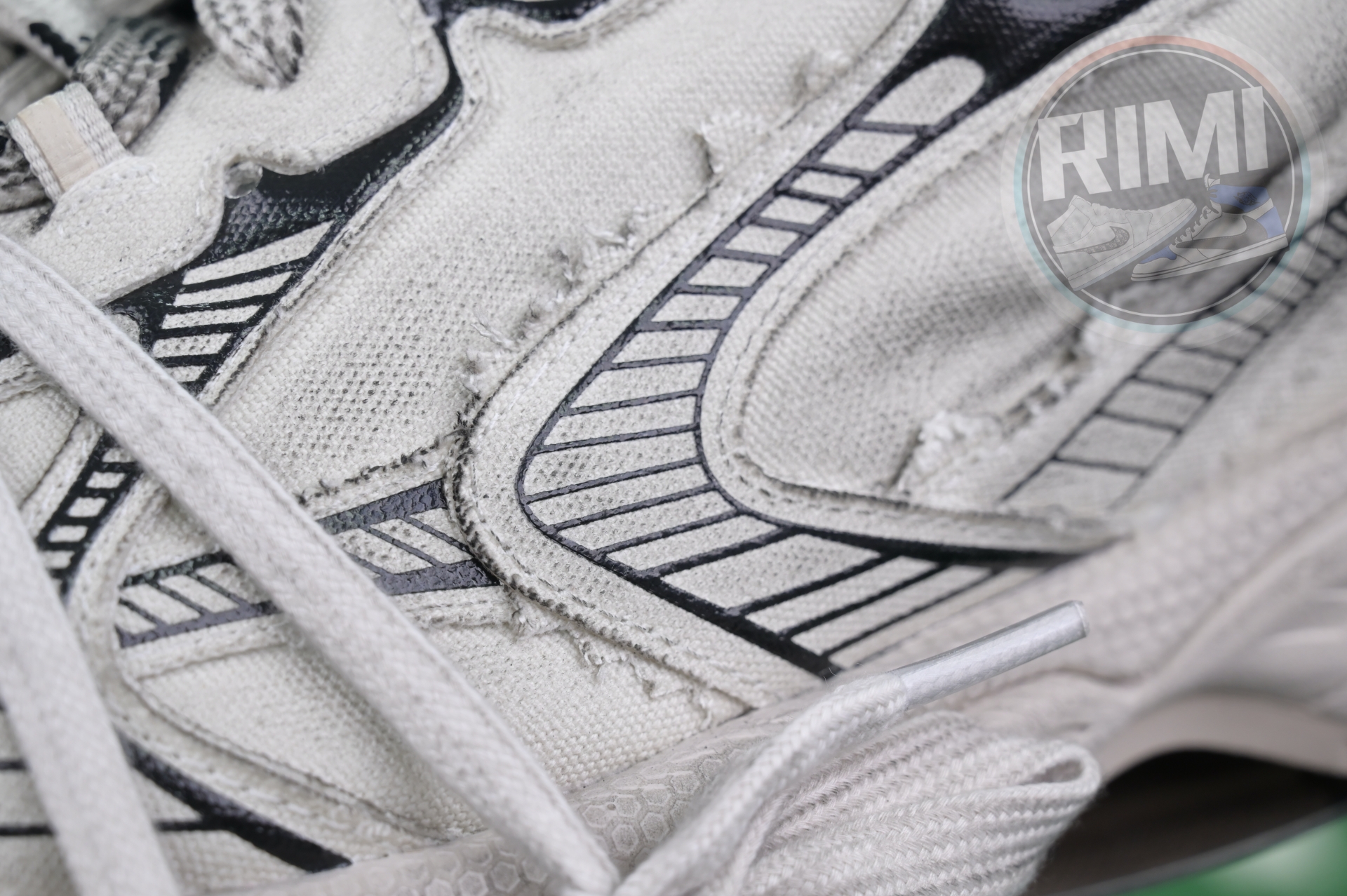 Ba1en*iaga PHANTOM SNEAKER