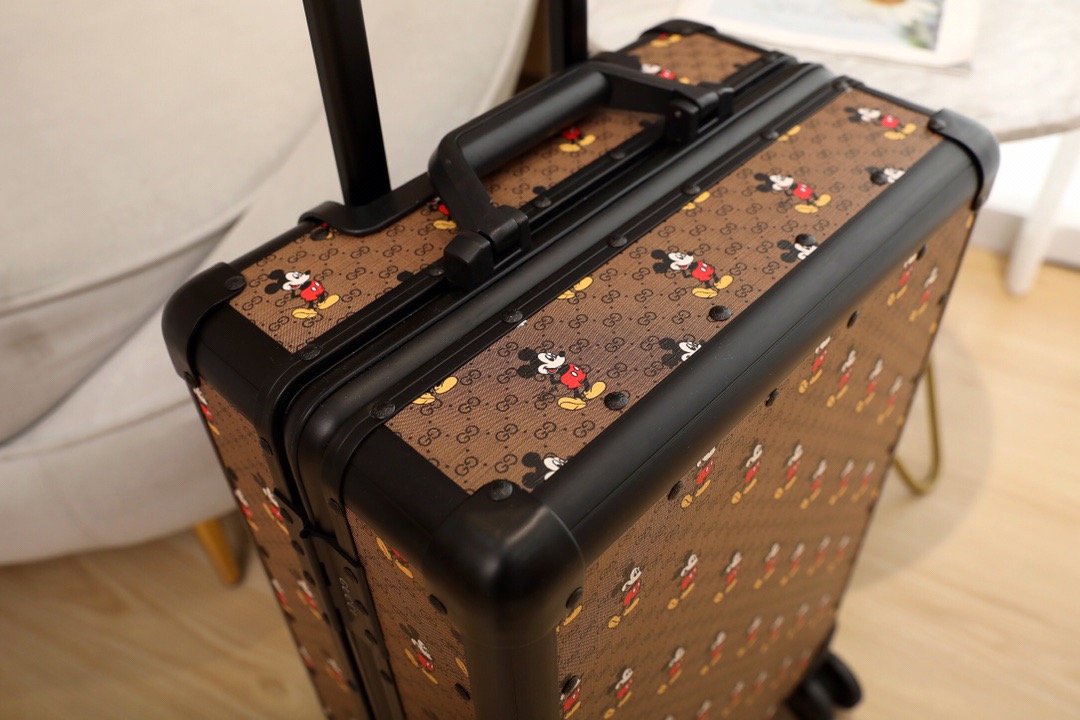 Gvc*1 Luggage/Trolley Case Classic Flower Aluminum Frame Size: 20 inches