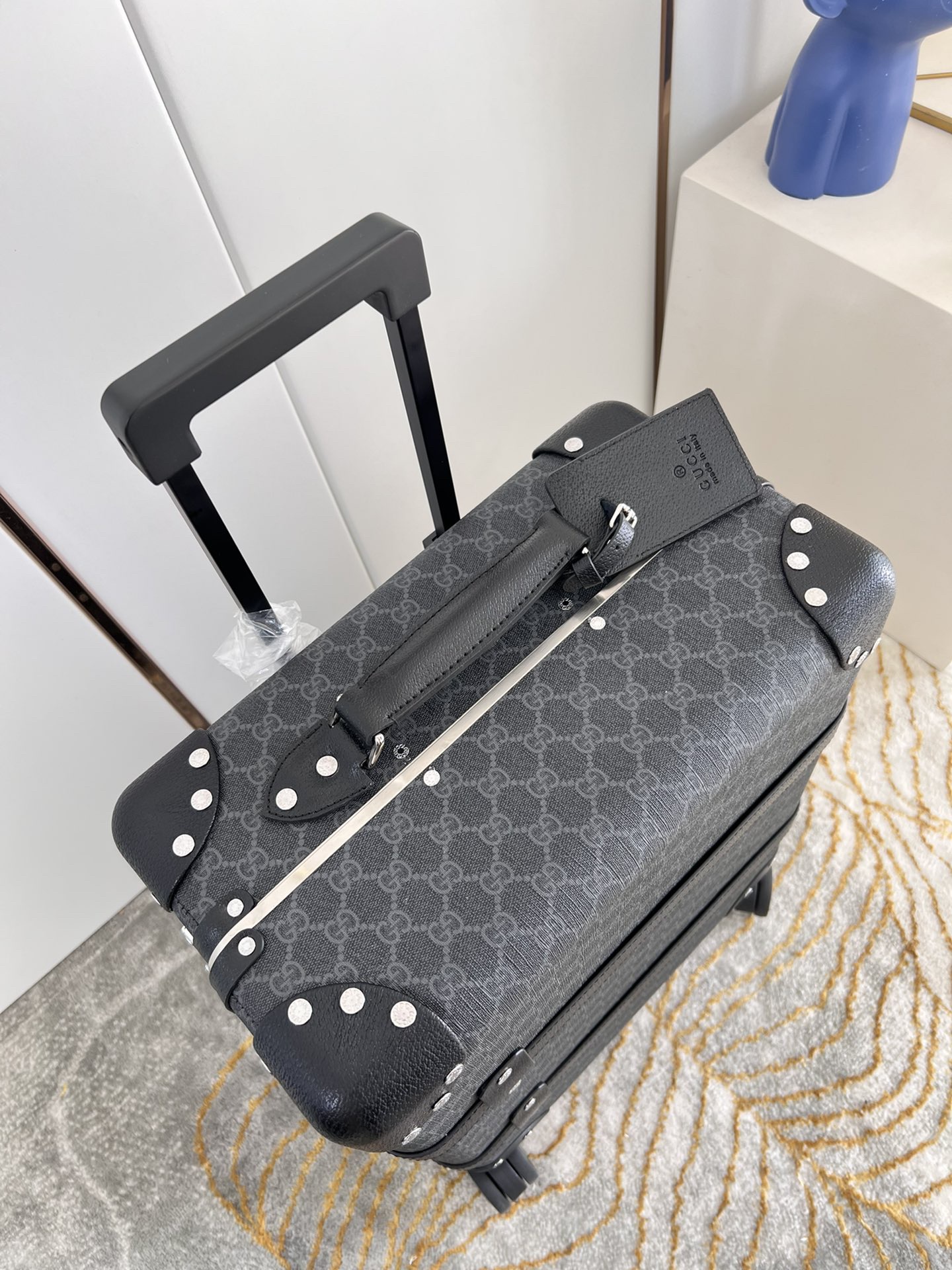 Gvc*1 suitcase/trolley case F902 retro size 20 inches