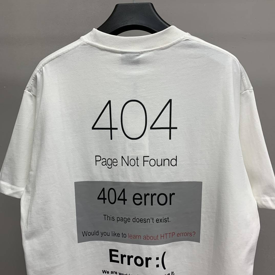 Ba1en*iaga Loading 404 T-Shirt
