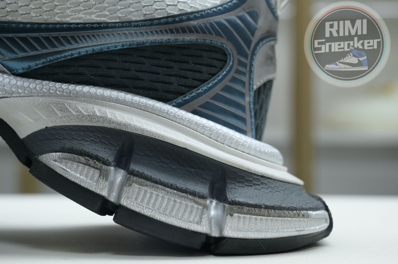 Ba1en*iaga PHANTOM SNEAKER