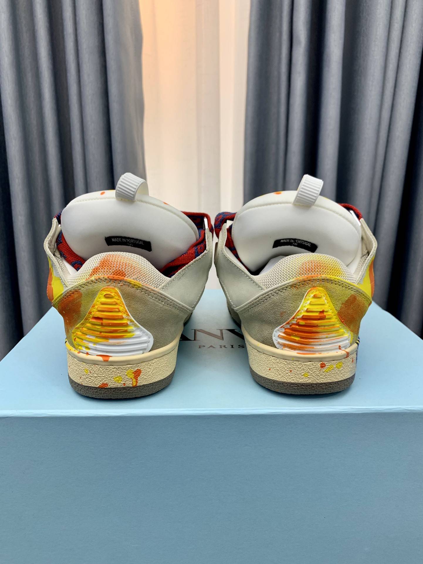 LA*N Sneaker