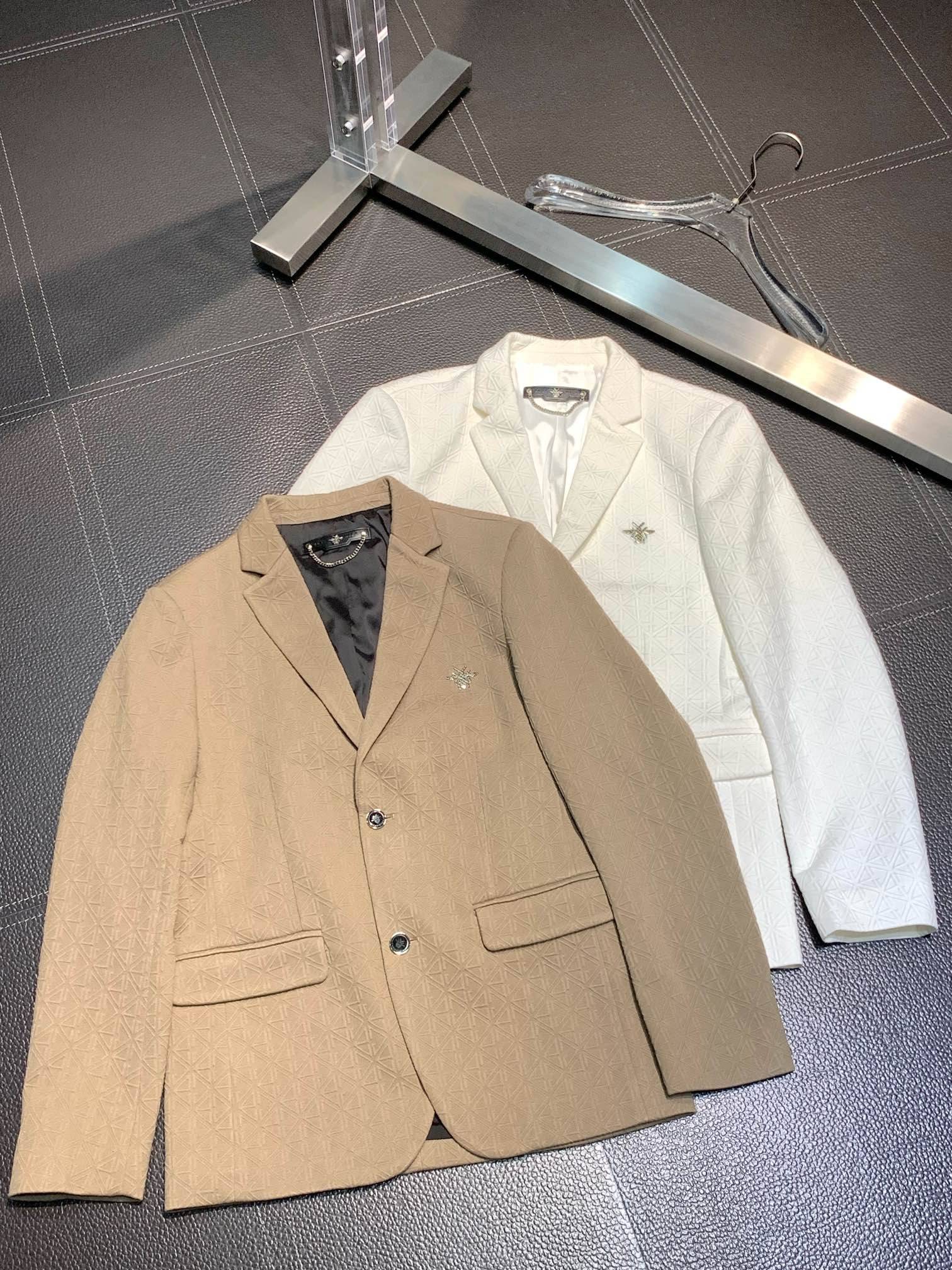 D10r casual suits