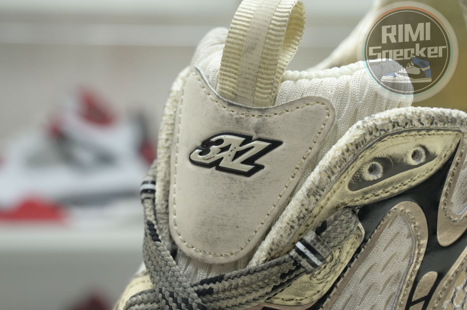 Ba1en*iaga PHANTOM SNEAKER