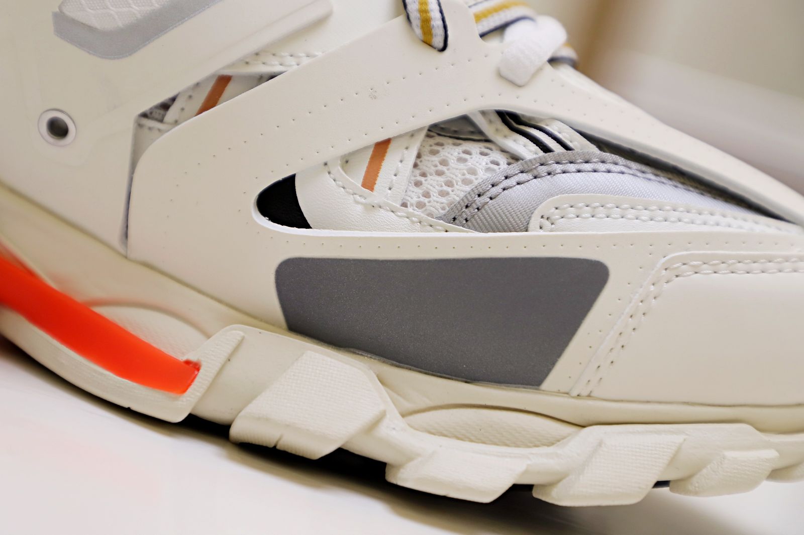 Ba1en*iaga TRACK TRAINER