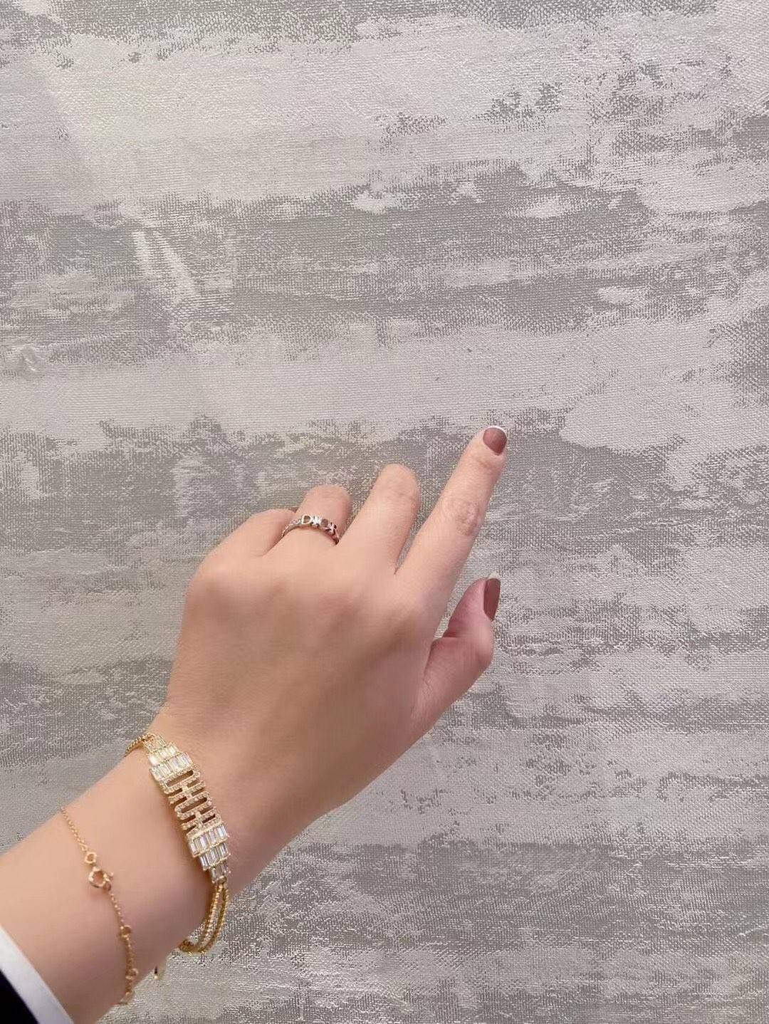 D10r bracelet