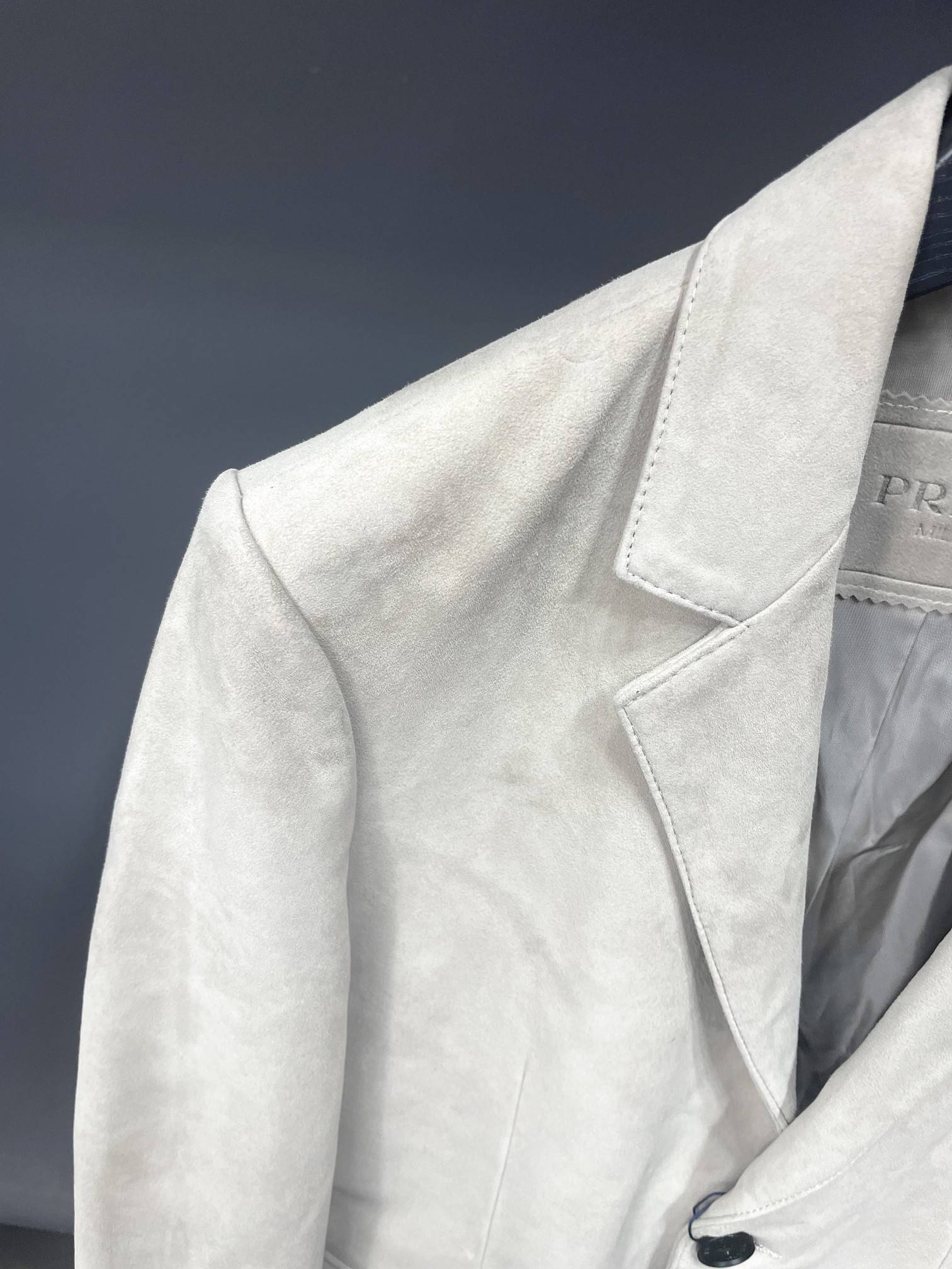 Pra*a deerskin blazer