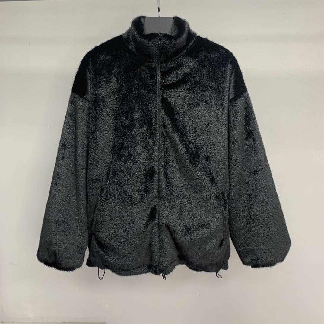 Ba1en*iaga embroidered fur jacket