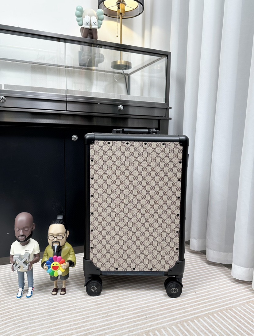 Gvc*1 Luggage/Trolley Case Vintage Size 20 Inch