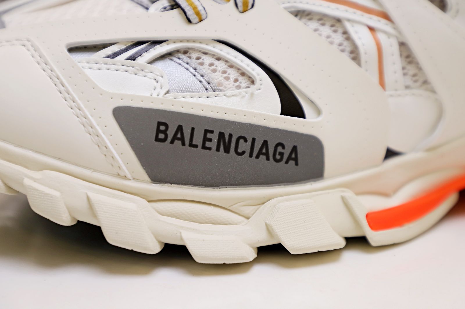 Ba1en*iaga TRACK TRAINER