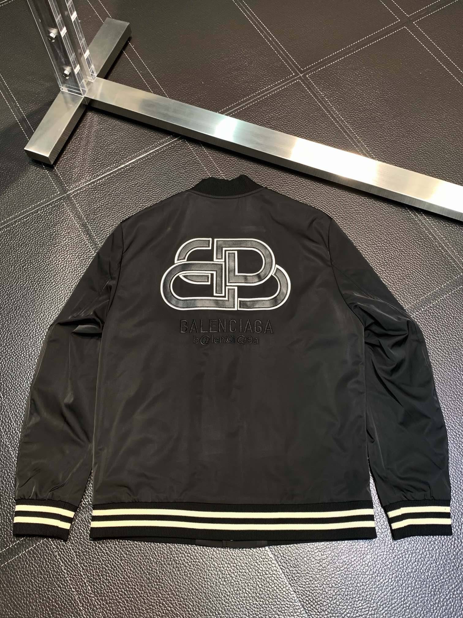 Ba1en*iaga digital print monogram trench coat
