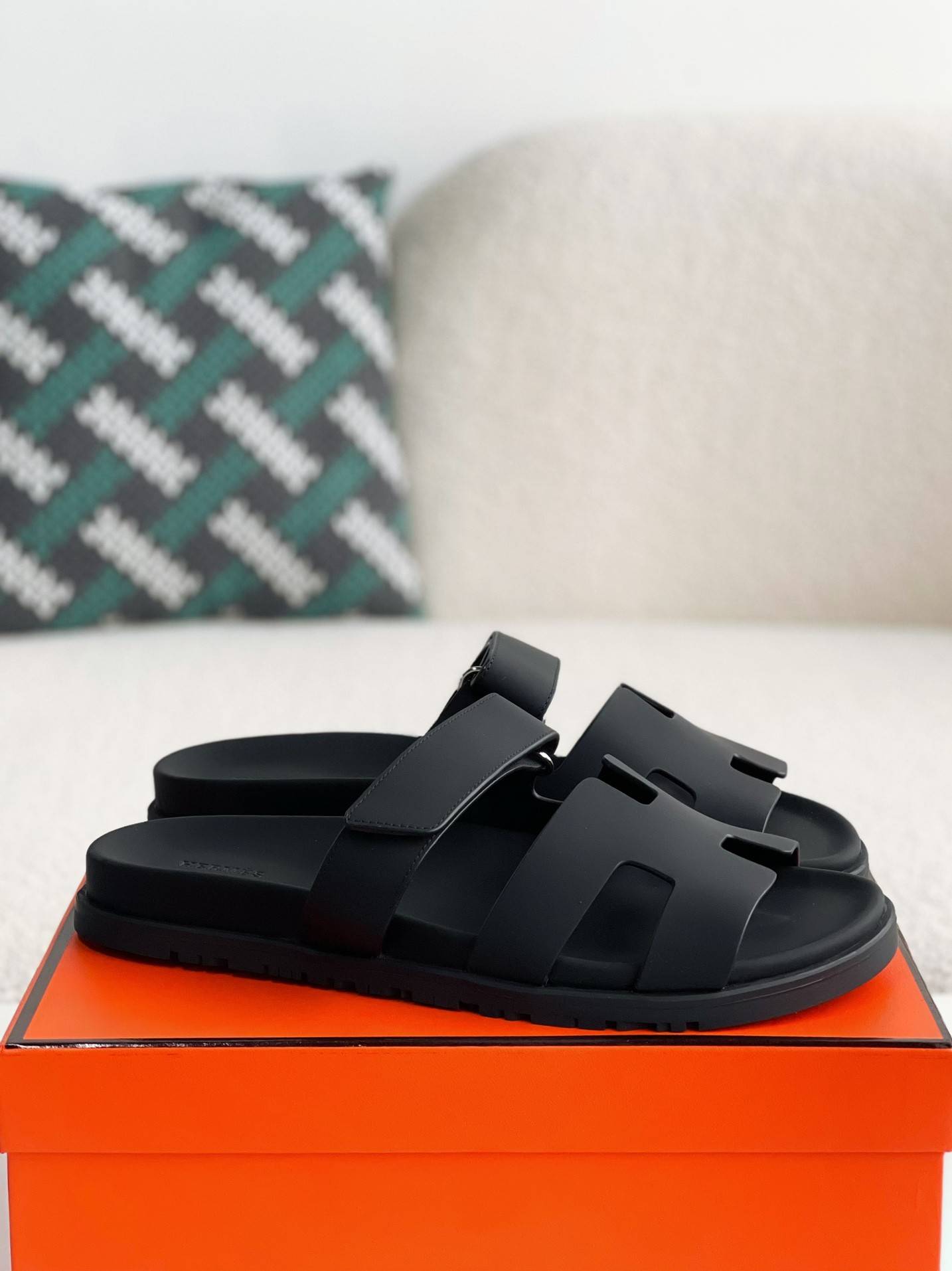 H**me5 zmir sandal