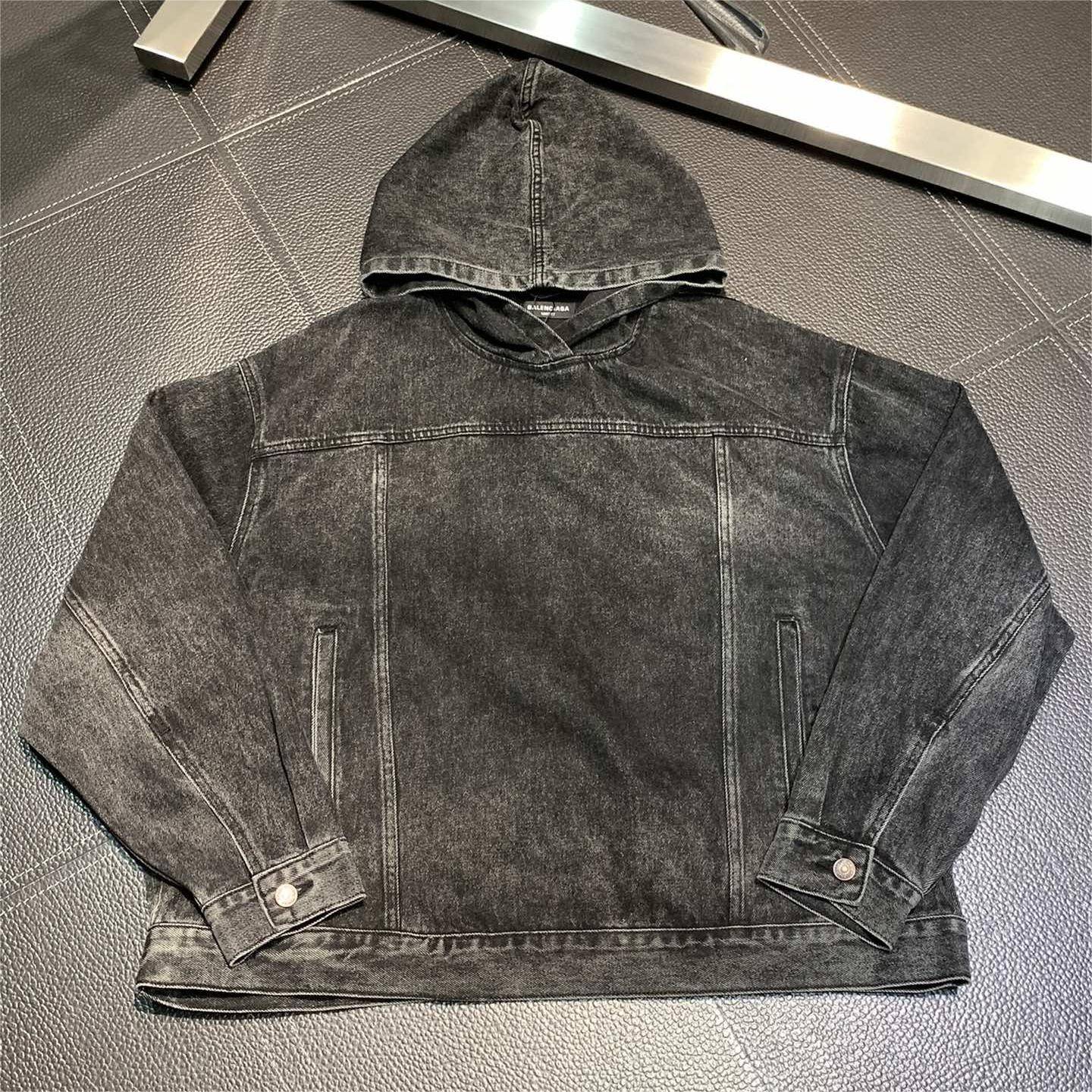Ba1en*iaga  hooded stand collar jacket