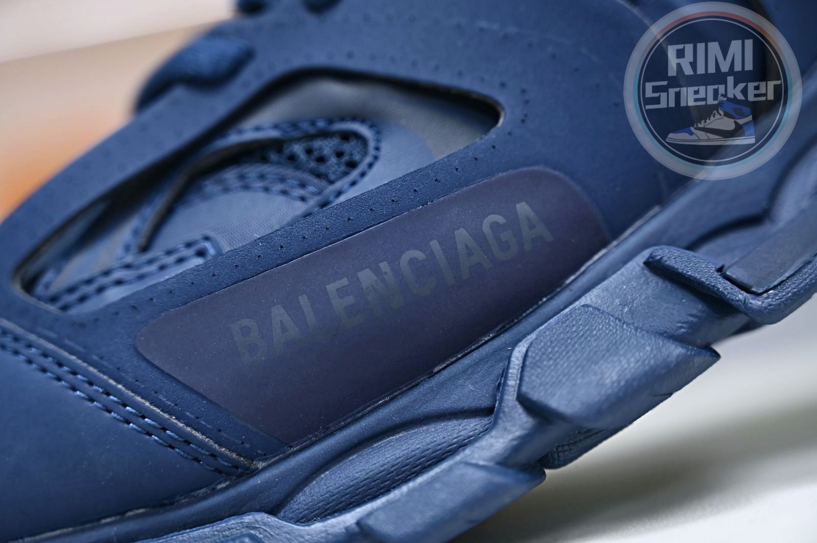 Ba1en*iaga Track(LED)