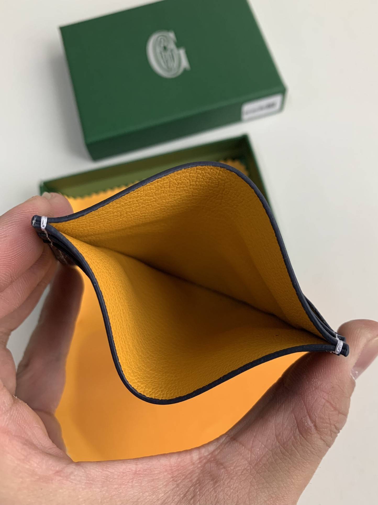 G09ard Card bag