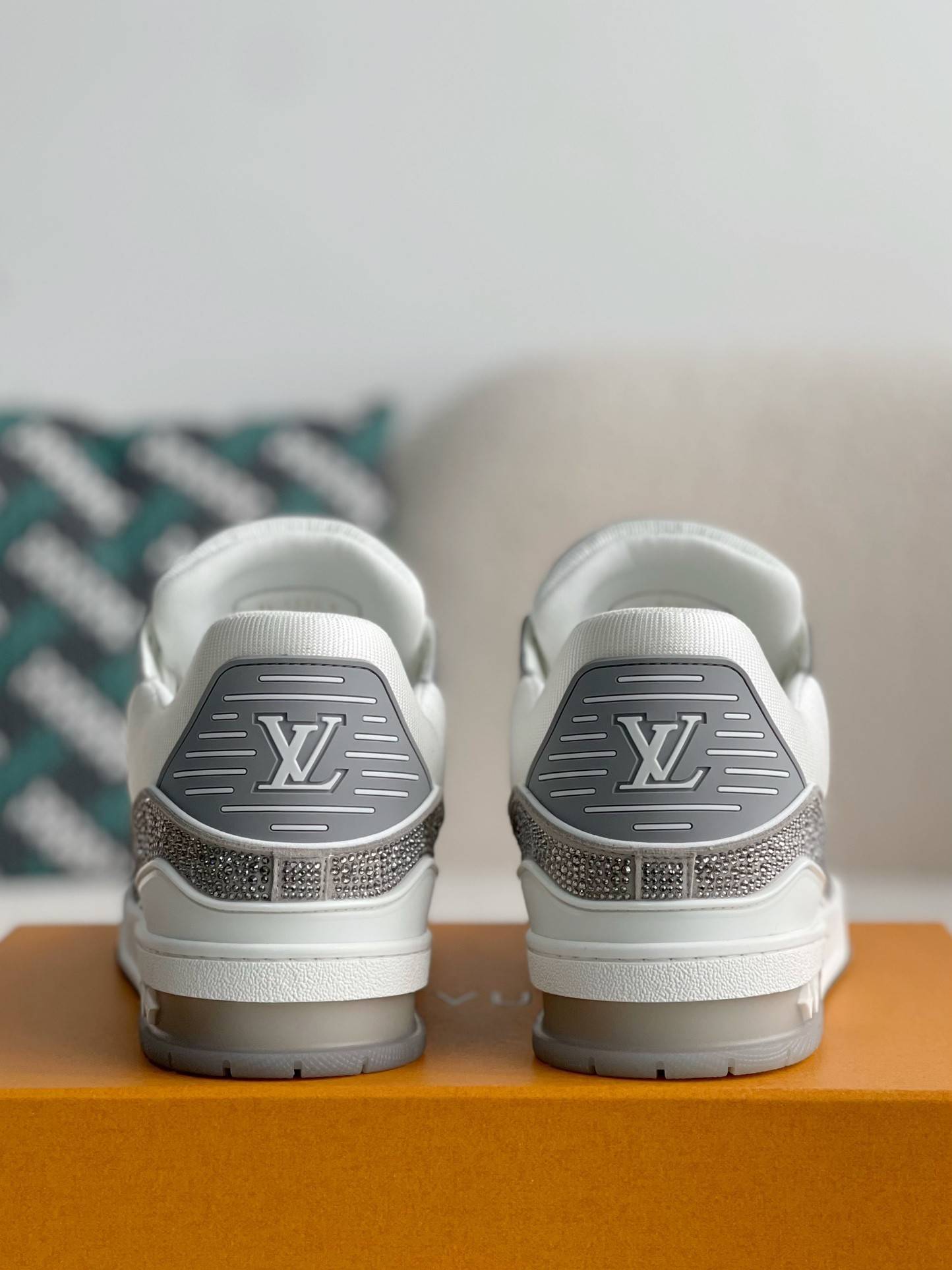 L*V Trainers Sneakers
