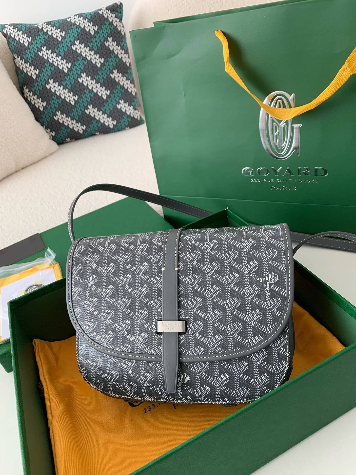 G09ard BeL*Védère bag Top Quality  Size:21.5*16*6cm