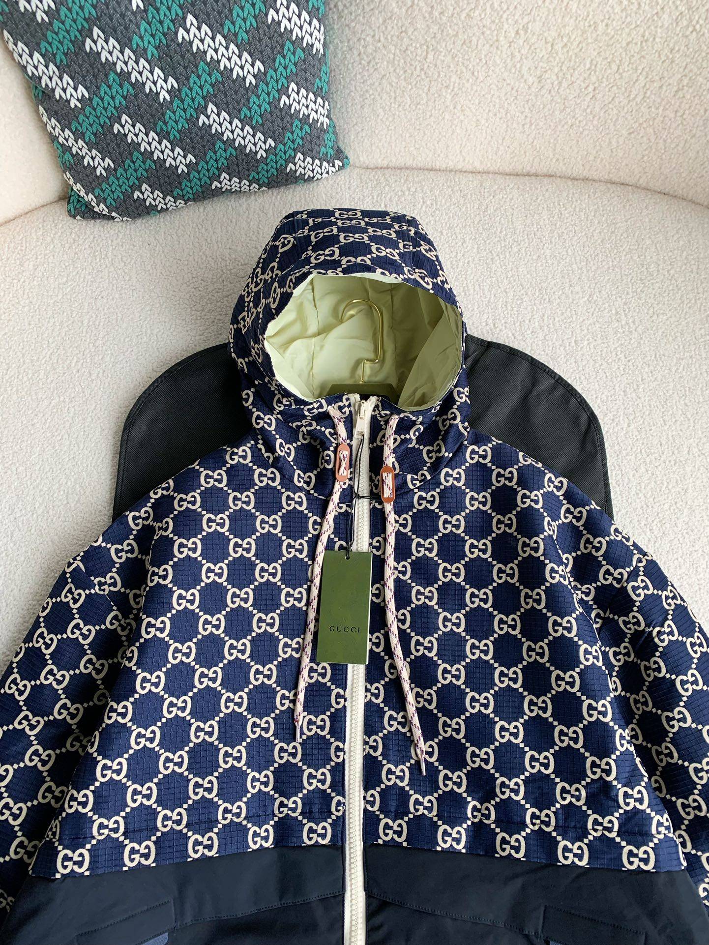 Gvc*1 Jacket