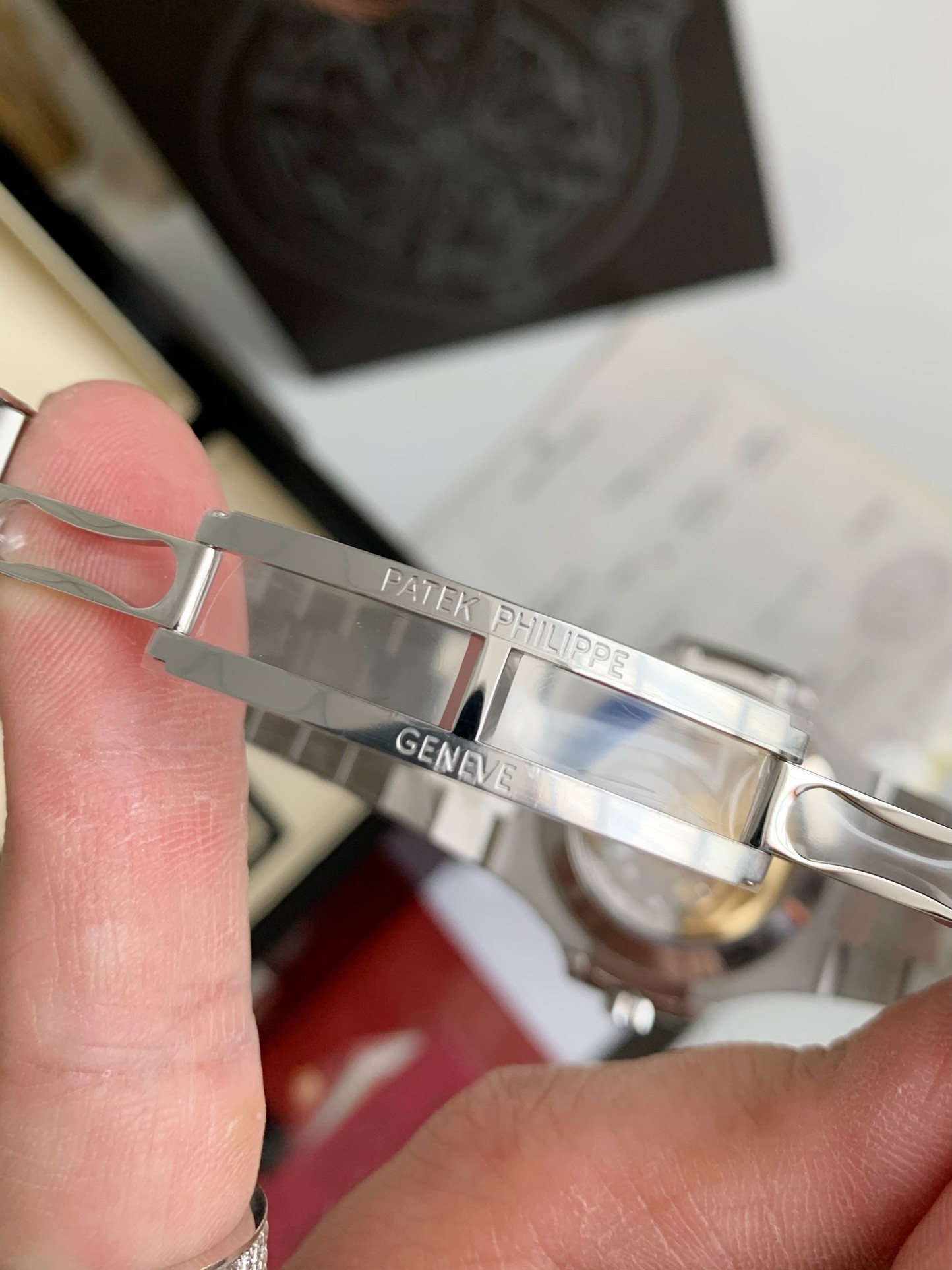 Pat*k Phi1i*pe 5726 series watch