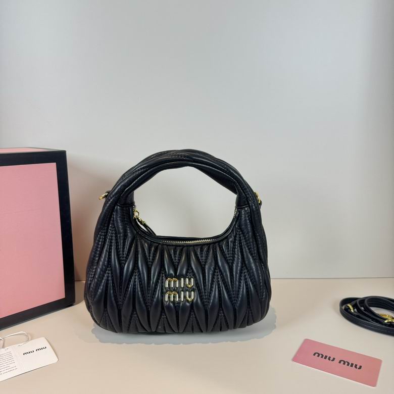 Miu Miu Wander black matelassé bag
